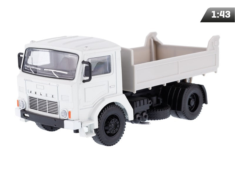 1:43-as modell, JELCZ 317, szürke
