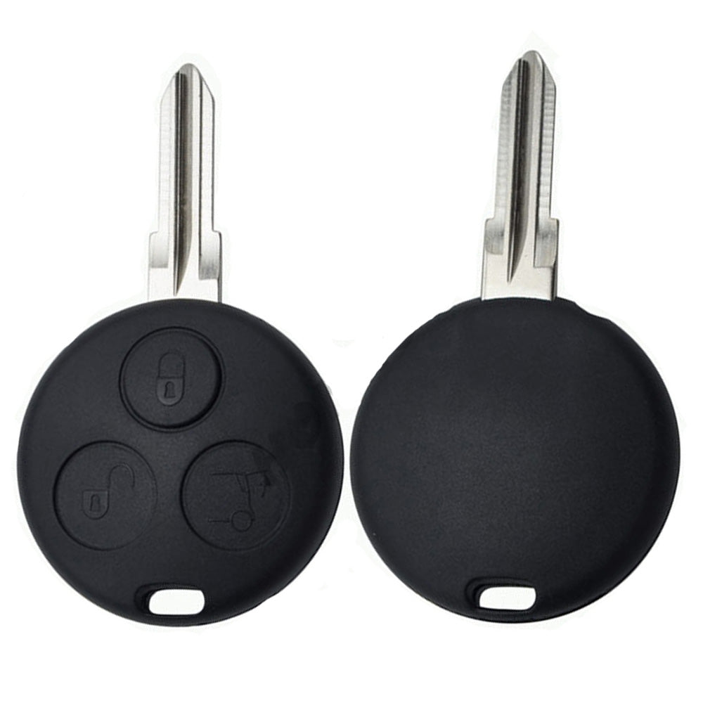 Fekete színű, 3 gombos Smart kulcs.