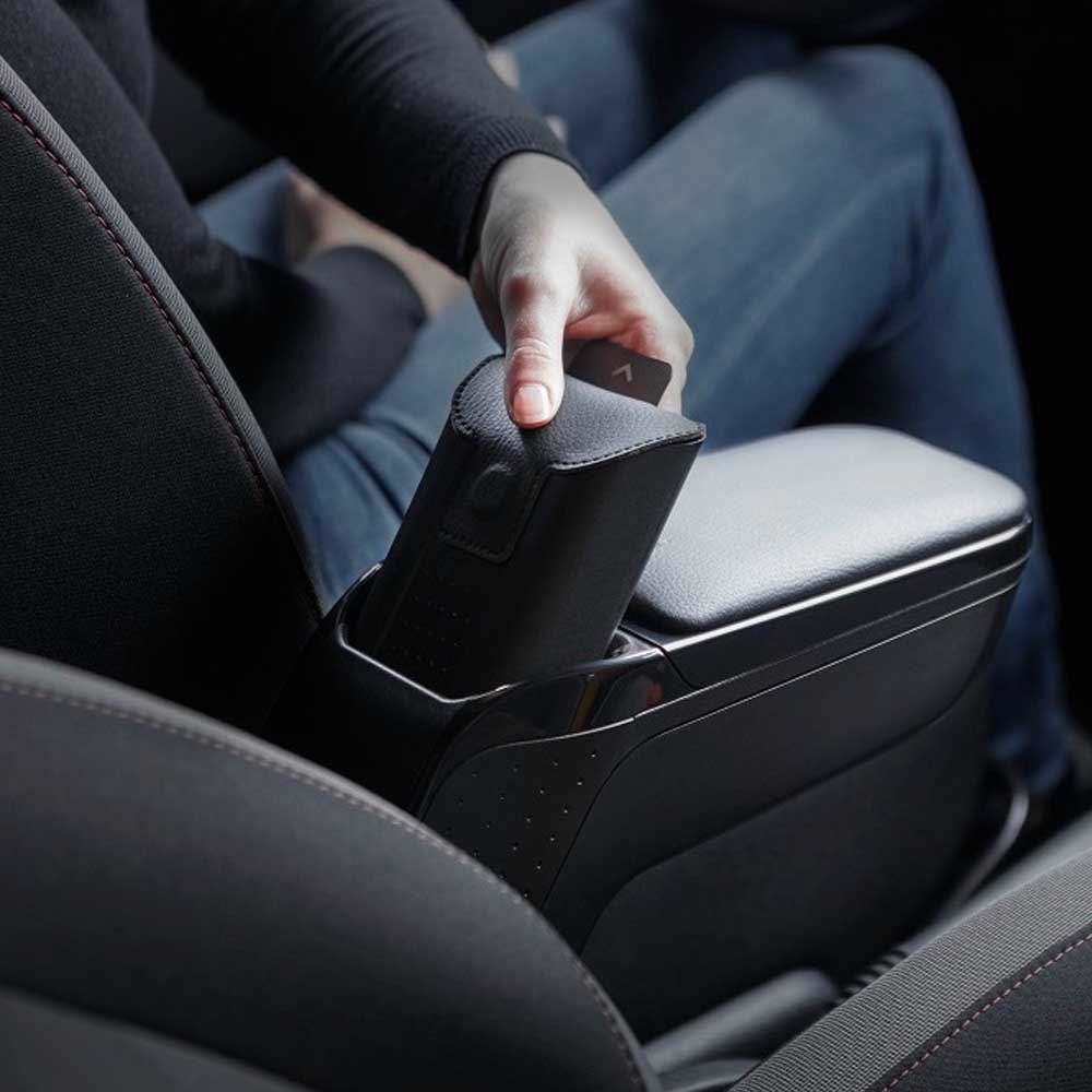 Ford Fiesta kartámasz praktikus hordozható táskával, fényes fekete színben 2005-2007