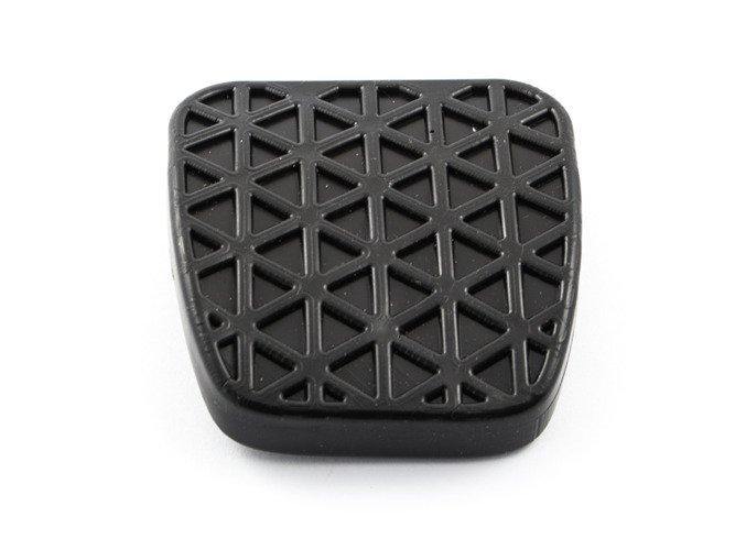 Opel Senator B guma na pedál