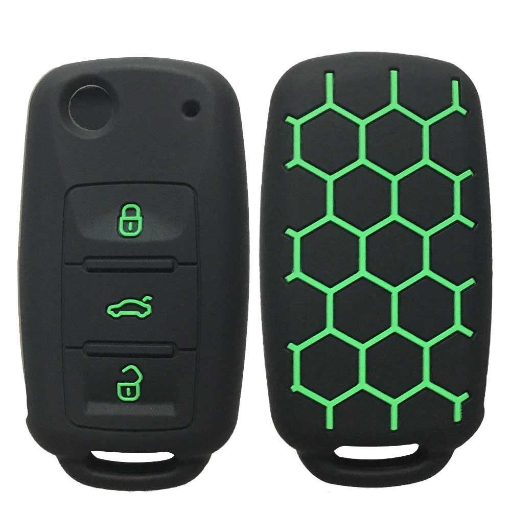 VW 3 gombos kulcs szilikon tok fekete színben zöld gombokkal