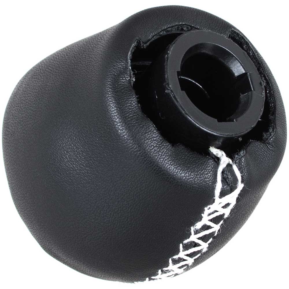 Fekete bőrözött, 5 sebességes Renault Fluence váltógomb króm számlappal, fehér varrással.