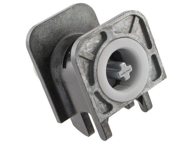 Ford Transit / Transit Connect motorháztető zárbetét