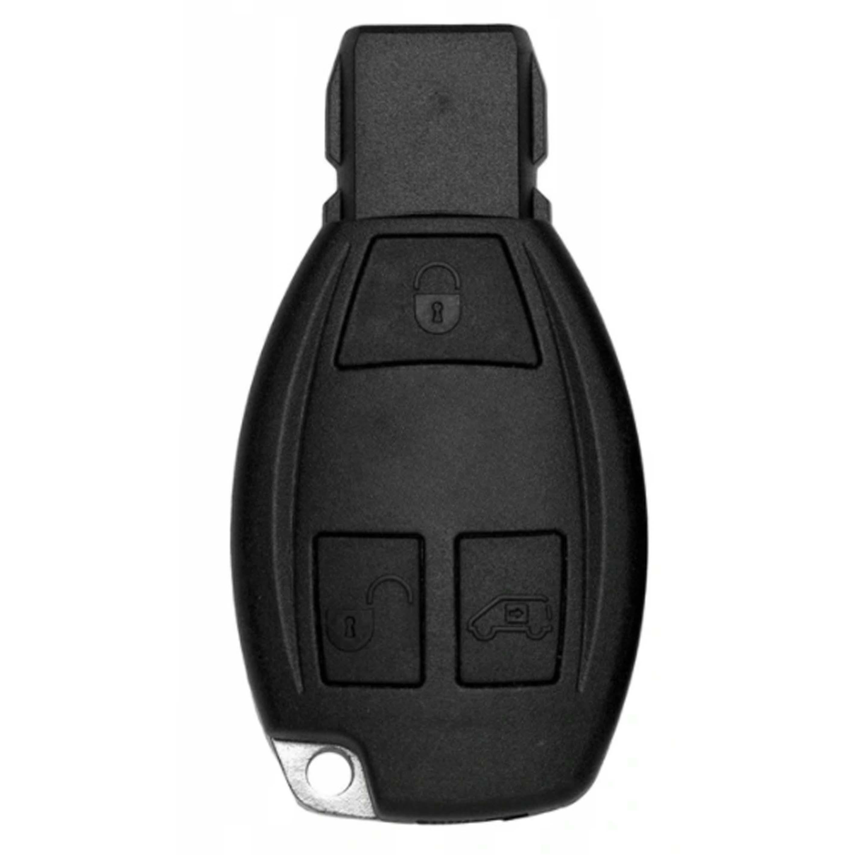 Fekete színű, 3 gombos Mercedes kulcsház.