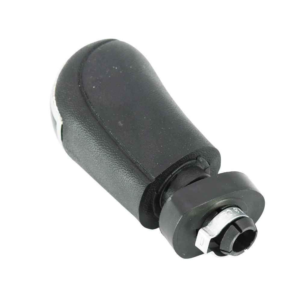 Fekete, 5 sebességes Mercedes váltógomb. 5 fokozatos üveg számlappal, króm számlapkerettel.